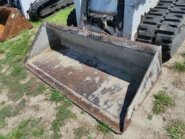 2023-bobcat-t770-image-10