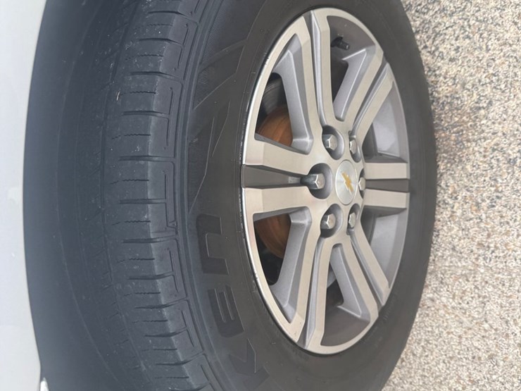 2017-chevrolet-traverse-lt-image-9