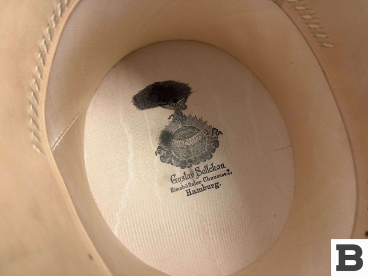 gustav-sellckau-top-hat-image-12