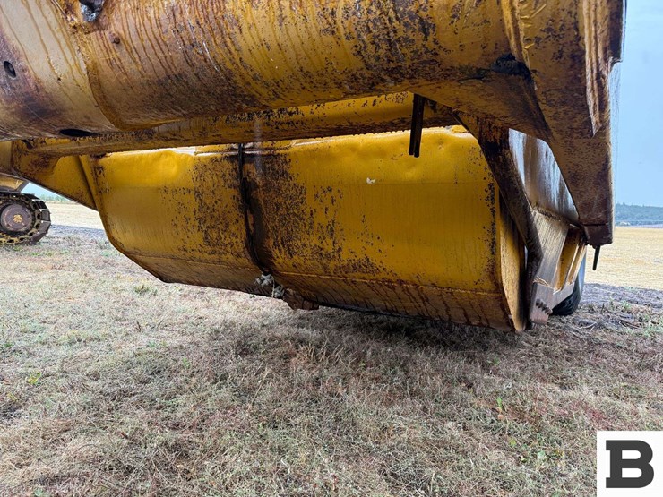 caterpillar-60-image-17