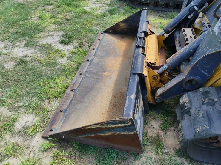 2019-deere-331g-image-10