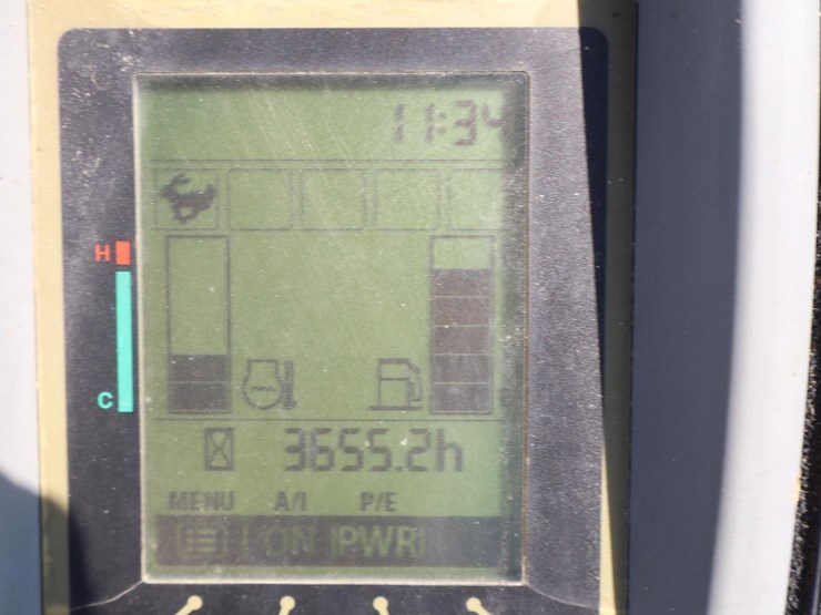 2017-deere-35g-image-32