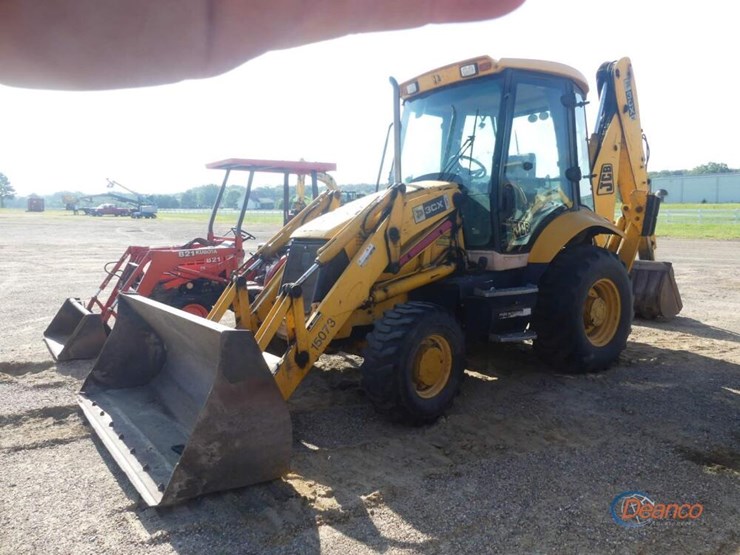 jcb-3cx-image-28