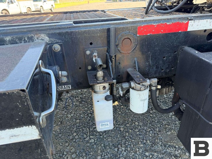 2012-capacity-tj5000-image-26