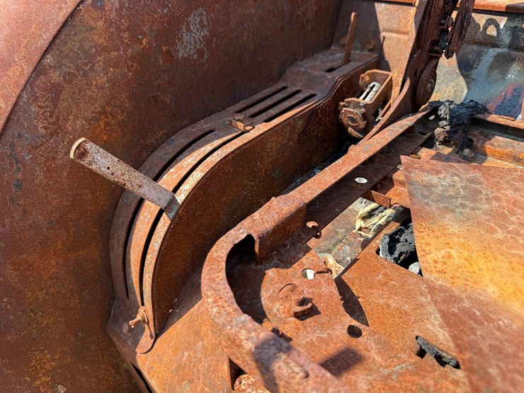 #52917-•-*inop-tractor-inv#52917-image-20