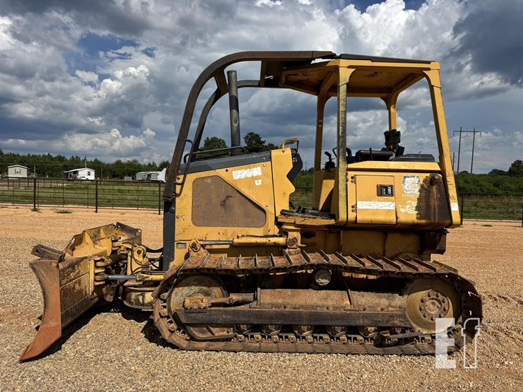 2001-deere-550h-lt-image-4