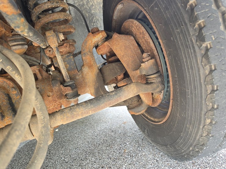 2006-ford-f550-image-27