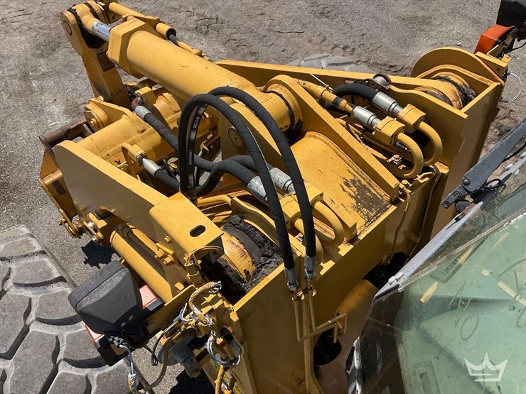 2007-caterpillar-938g-image-19
