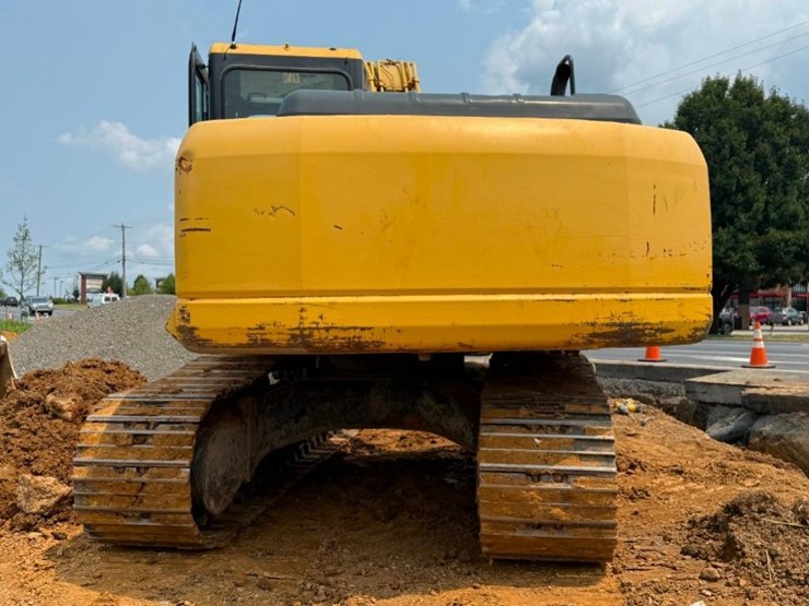 komatsu-pc160-lc-image-2
