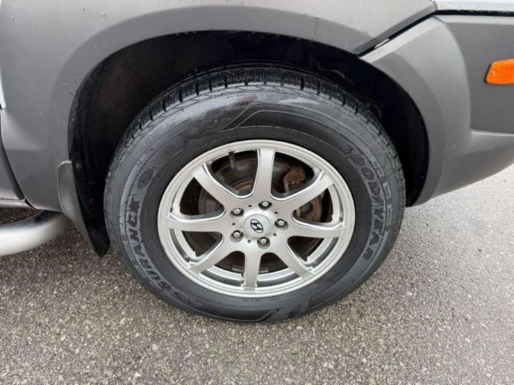 2007-hyundai-tucson-image-32