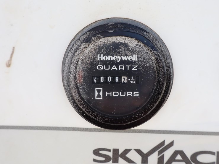 2016-skyjack-sj86t-image-28