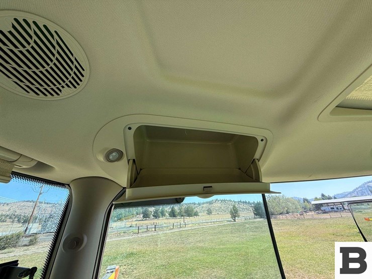 2016-john-deere-6155r-image-84