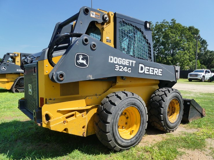 2020-deere-312gr-image-3