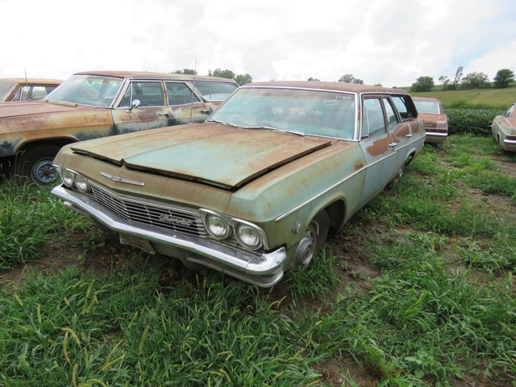 1965-chevrolet-belair-4dr-wagon-image-1