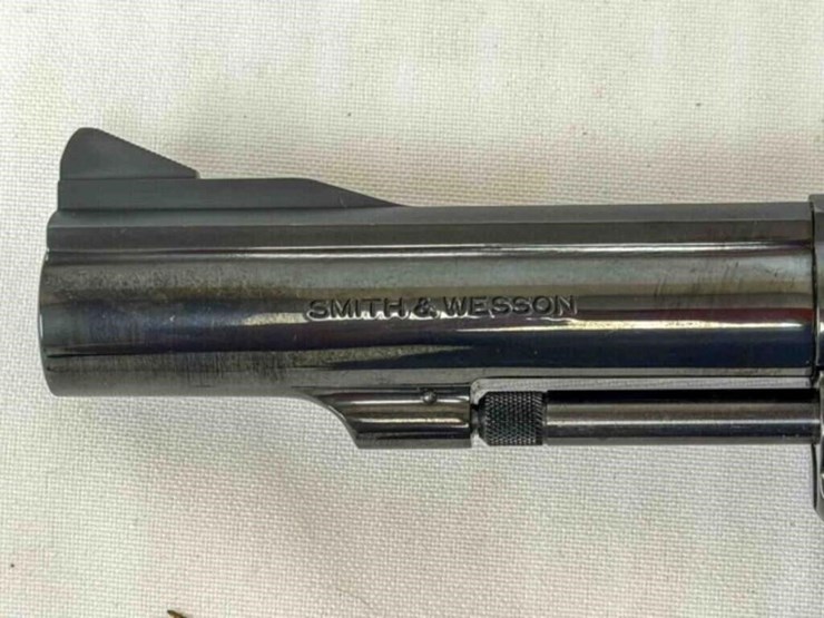smith-&-wesson-15-7-38-spec-revolver-image-9