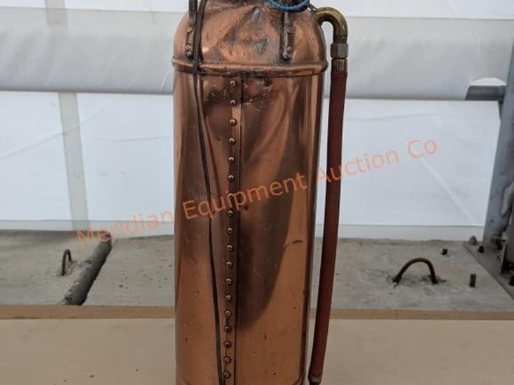 brass-fire-extinguisher-lamp-image-3