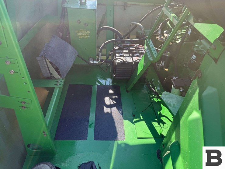 2000-john-deere-9650-sts-image-46