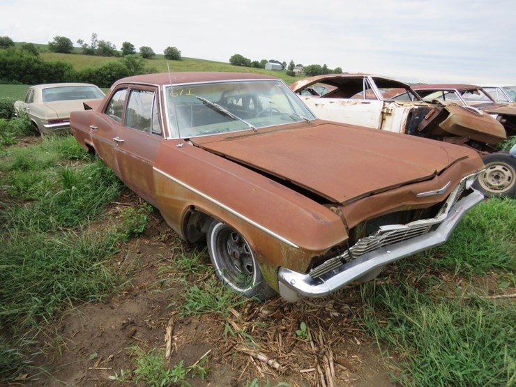 1965-chevrolet-belair-4dr-sedan-image-2