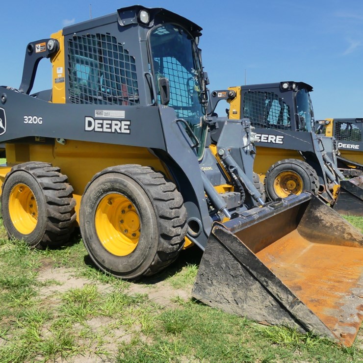 2024 DEERE 320G
