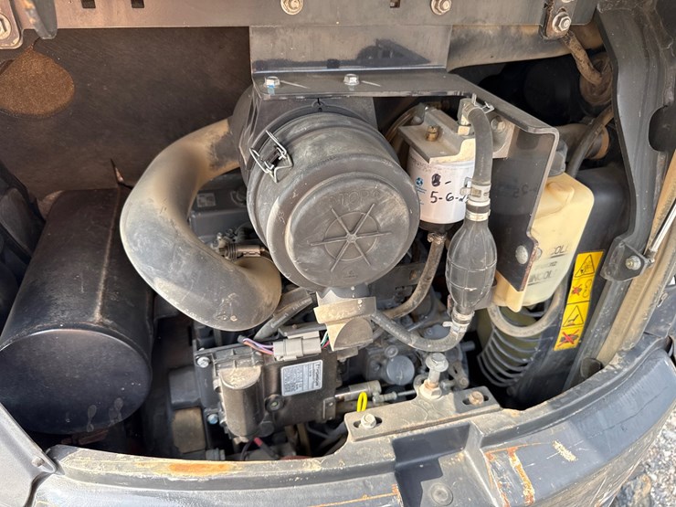 2021-bobcat-e32i-image-11