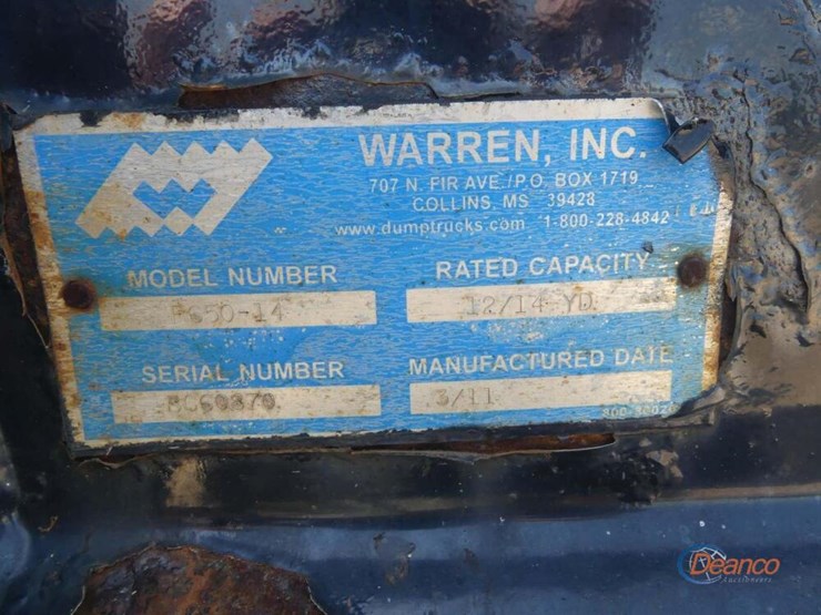 2012-freightliner-m2-106-image-13