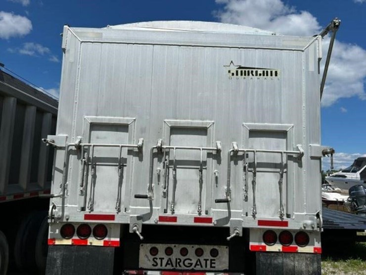 2009-stargate-aluminum-46-ft-quad/a-end-dump-2s9da-image-22
