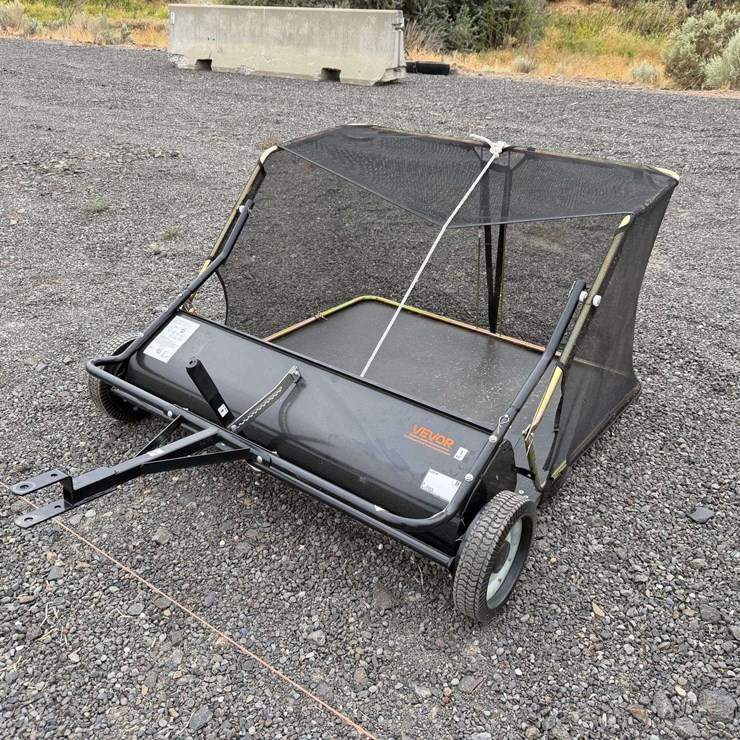 Vevor 44" Yard Sweeper