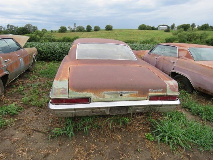 1966-chevrolet-impala-2dr-ht-image-5