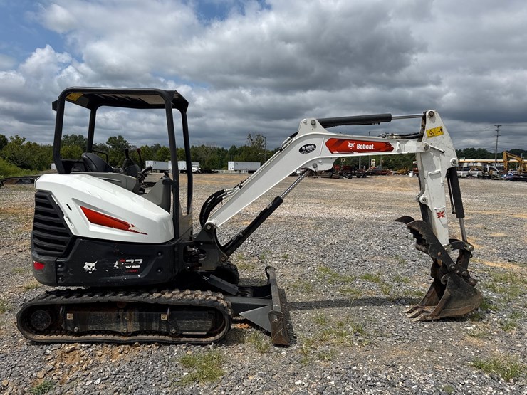 2023-bobcat-e32i-image-4