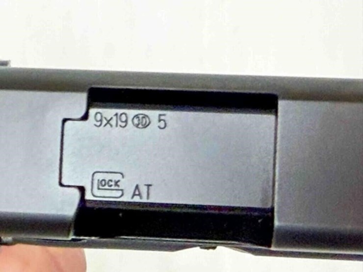 glock-model-45-9mm-pistol-image-18