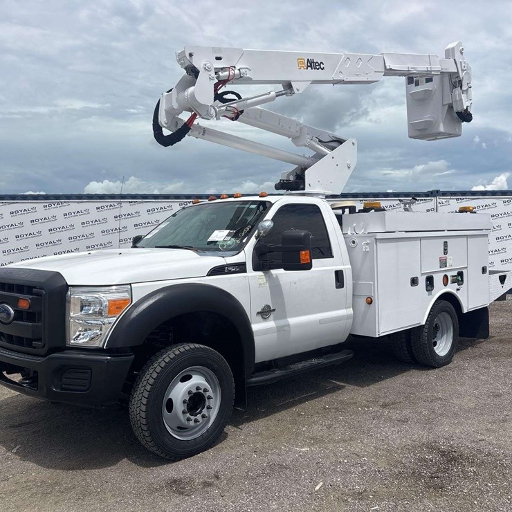 2011 ALTEC AT37G