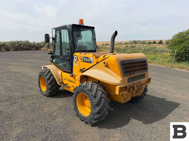 jcb-520-image-3