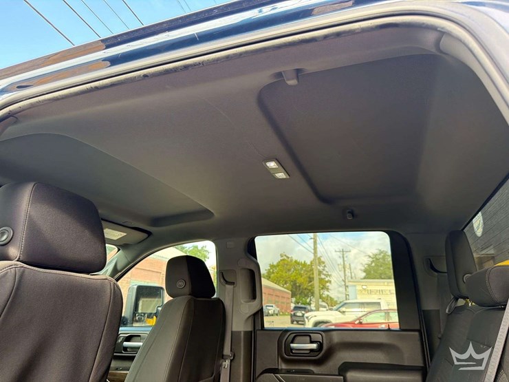 2021-chevrolet-silverado-2500-image-19
