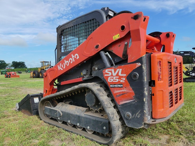 2024-kubota-svl65-2-image-4