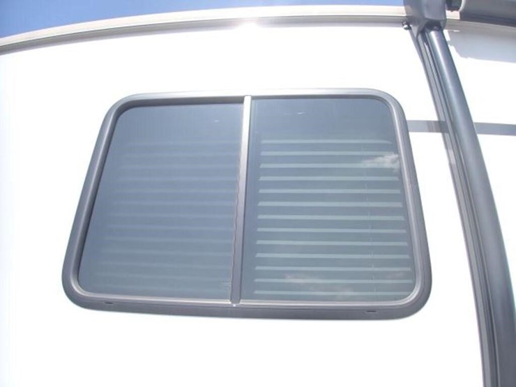2021-coachmen-pursuit-class-a-motorhome-1f64f5dn1m-image-21