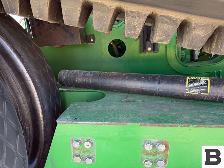 2004-john-deere-9520t-image-48