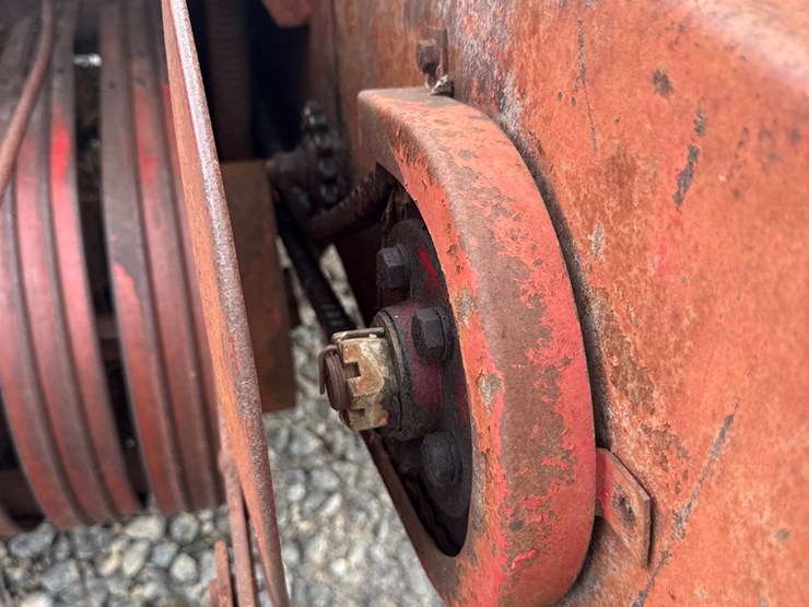 massey-ferguson-10-image-10