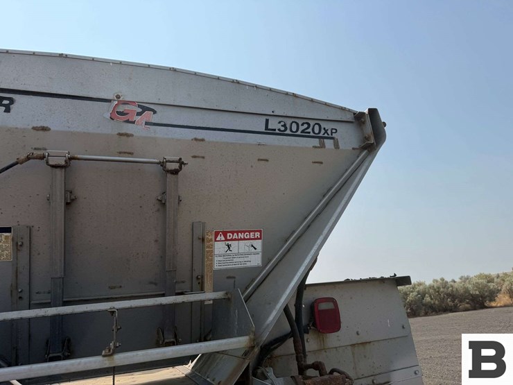 2007-sterling-l8500-image-35