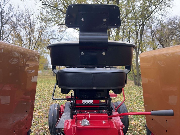 1970-farmall-544-hydro-gas-row-crop-golden-demonstrator-image-47