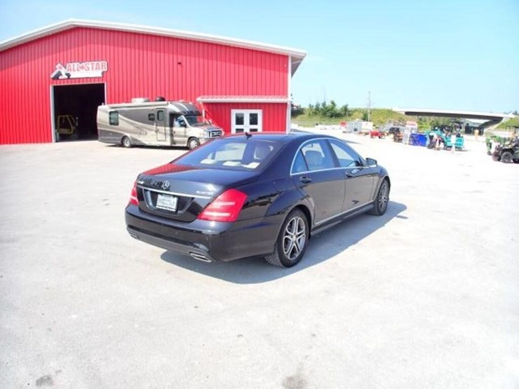 2012-mercedes-benz-s350-bluetec-4matic-awd-sedan-w-image-5