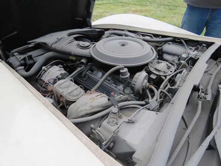 1979-chevrolet-l-82-corvette-t-top-coupe-image-31