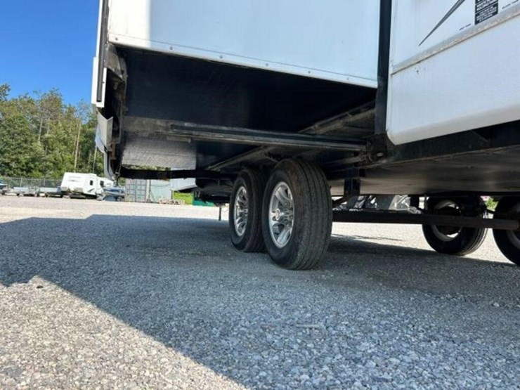 2010-keystone-laredo-28rbs-t/a-travel-trailer-4ydt-image-25