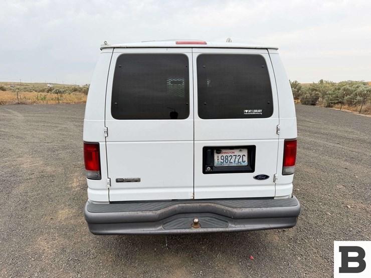 2006-ford-cargo-image-5