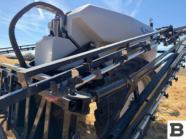 ag-spray-equipment-7000-image-31