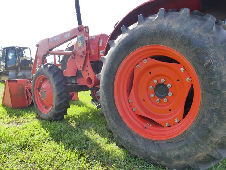 2012-kubota-m7040-image-9