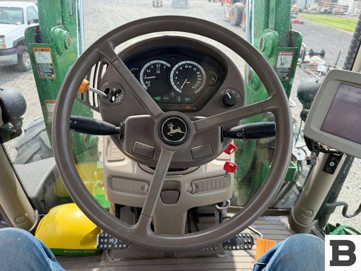 2015-john-deere-6210r-image-82