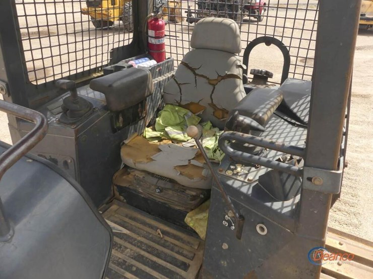 2005-deere-650j-lgp-image-11