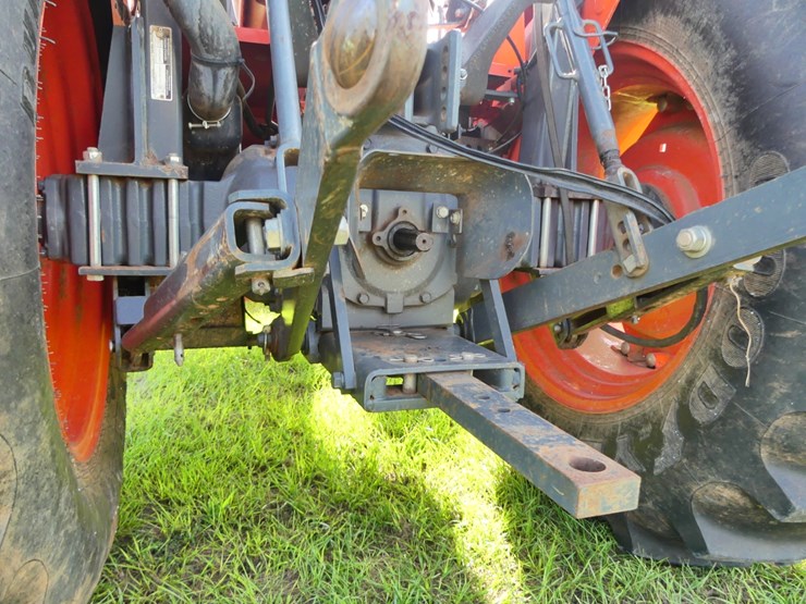 2012-kubota-m7040-image-7