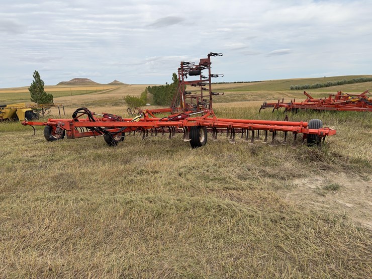 field-cultivator-image-1