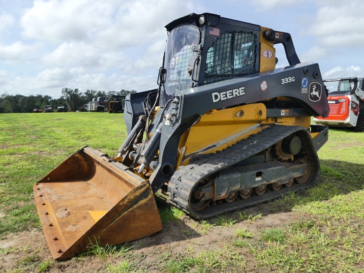 2020-deere-333g-image-2